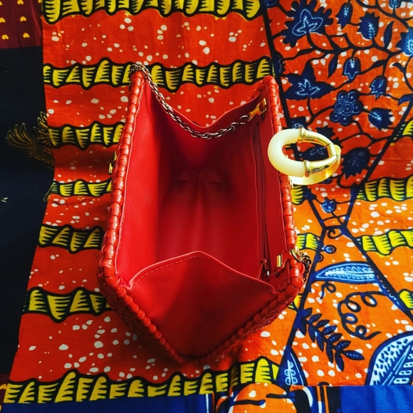 Super cute plastic covered VINTAGE wicker bag,, never used!!♡ - Picture 4 of 5